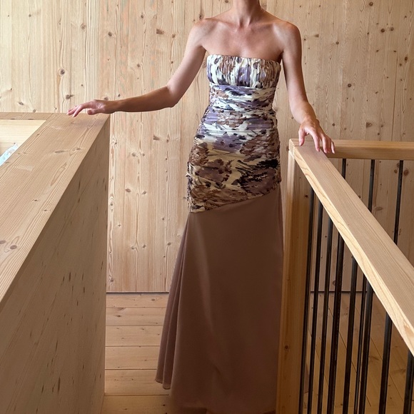 CUSTOM VINTAGE BCBG GOWN - Picture 2 of 2